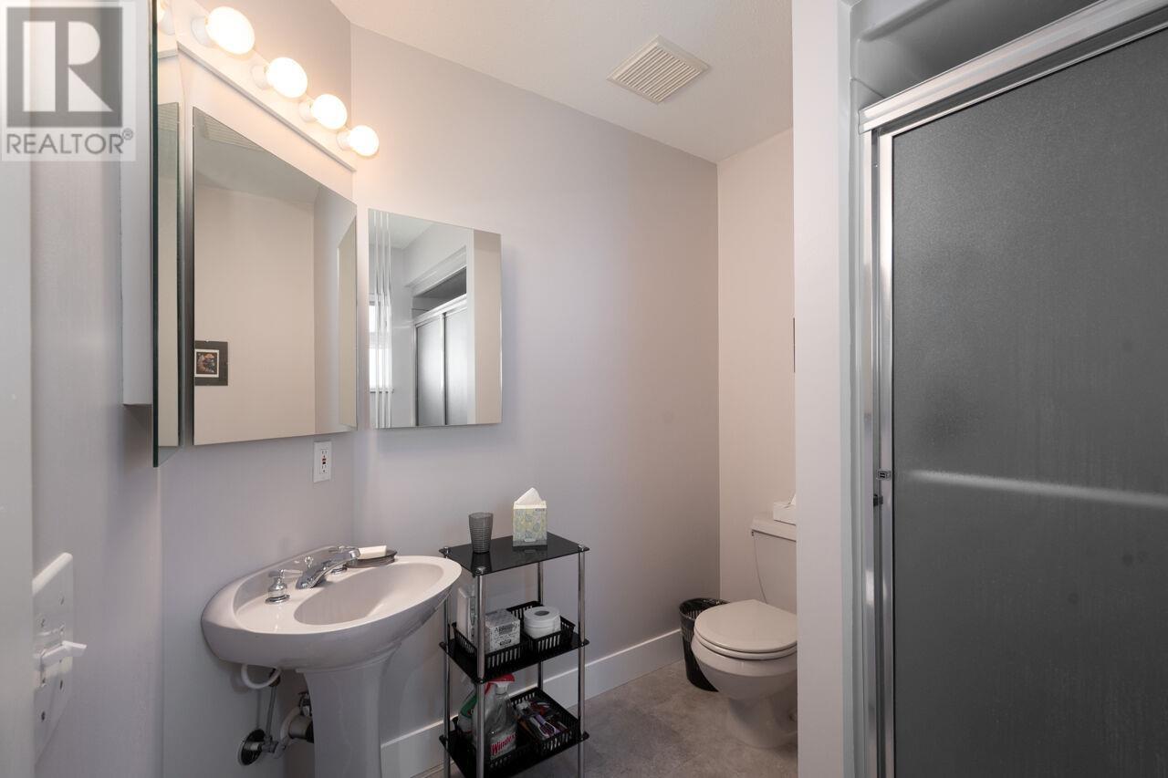 521 Chapman Avenue, Coquitlam, British Columbia  V3J 4A1 - Photo 21 - R3003098
