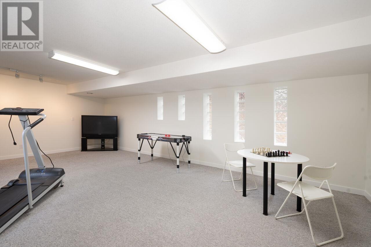 521 Chapman Avenue, Coquitlam, British Columbia  V3J 4A1 - Photo 31 - R3003098