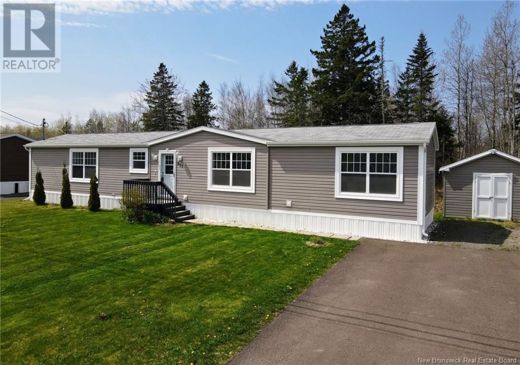 231 Bonaventure Street, Shediac, New Brunswick  E4P 0G9 - Photo 2 - NB113139
