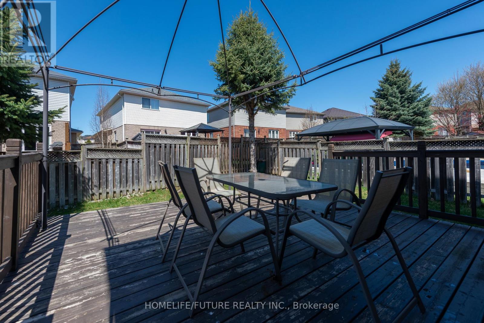 264 Holbeach Court, Waterloo, Ontario  N2J 4Y7 - Photo 19 - X12129056