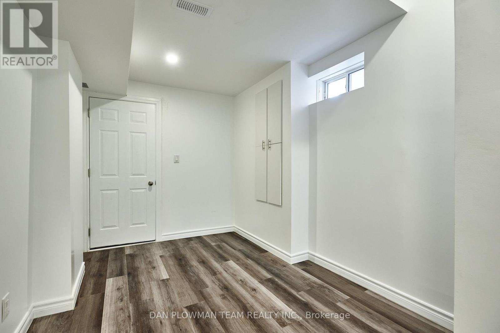 10 St. Ives Crescent, Whitby, Ontario  L1P 0C5 - Photo 4 - E12149201