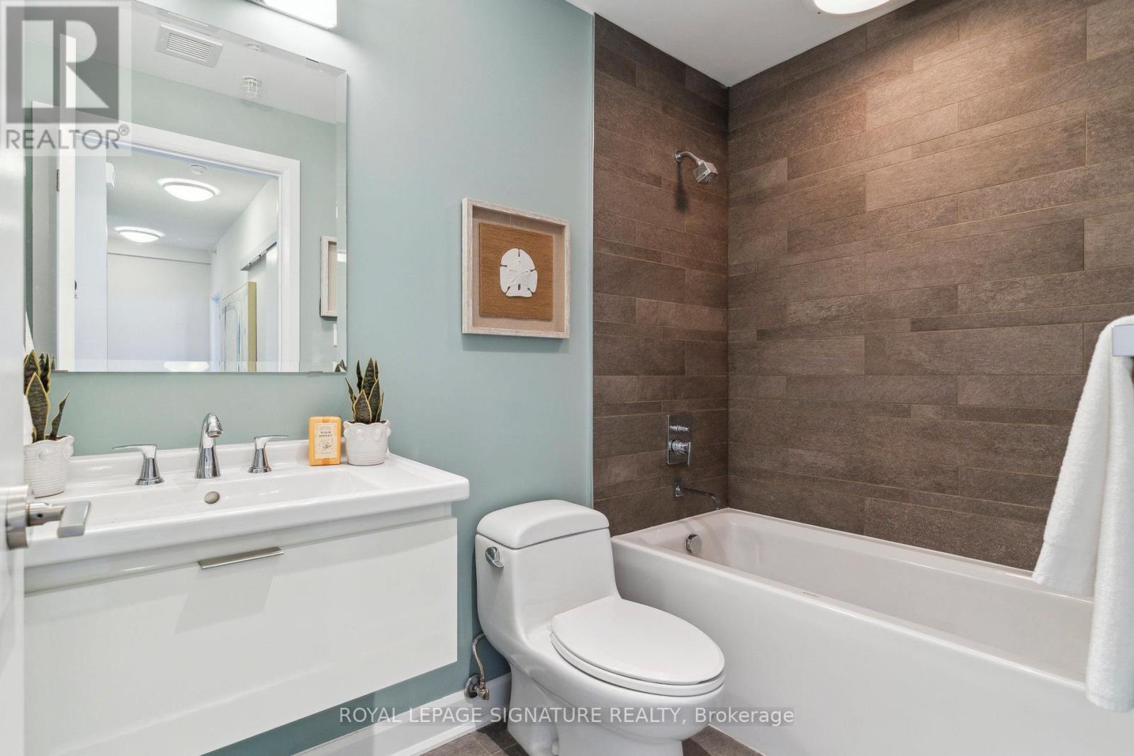 4 - 580 Kingston Road E, Toronto, Ontario  M4E 1P9 - Photo 18 - E12149207