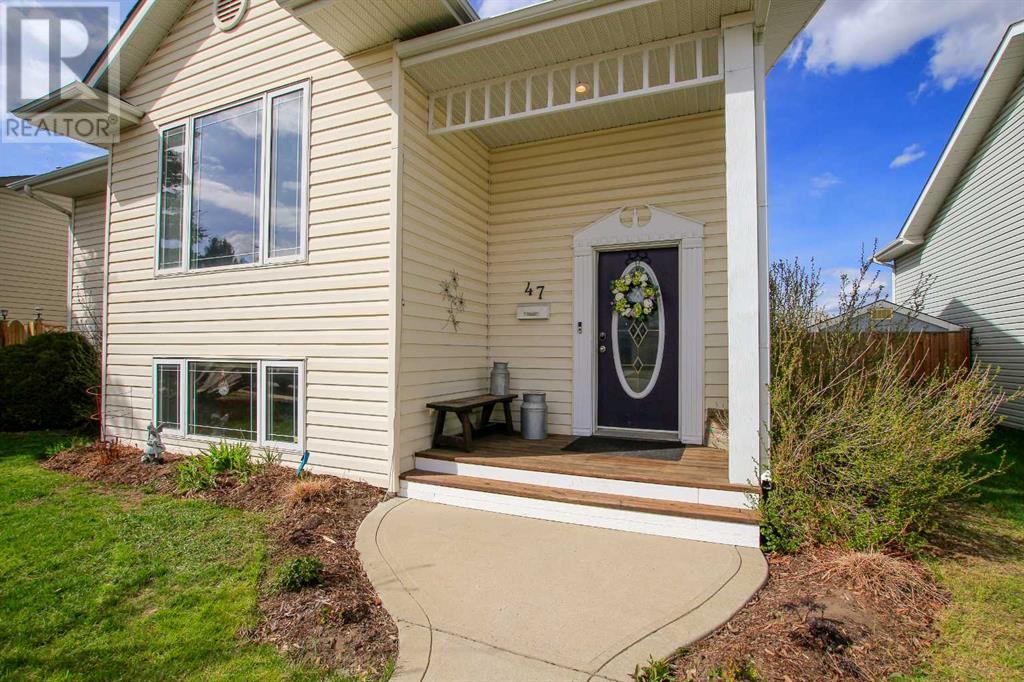 Property at 47 Keith Close image 3
