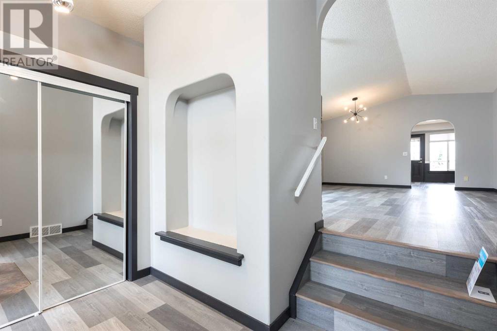Property at 143 Millbank Hill SW image 5