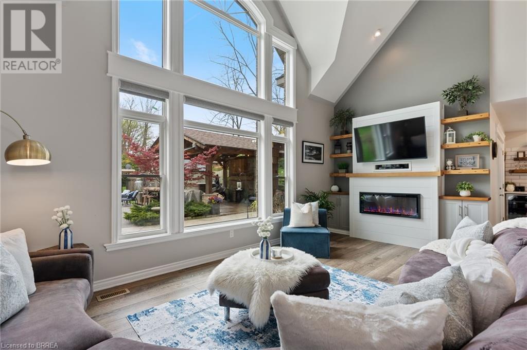 Property at 38 SILVER LAKE Drive image 4