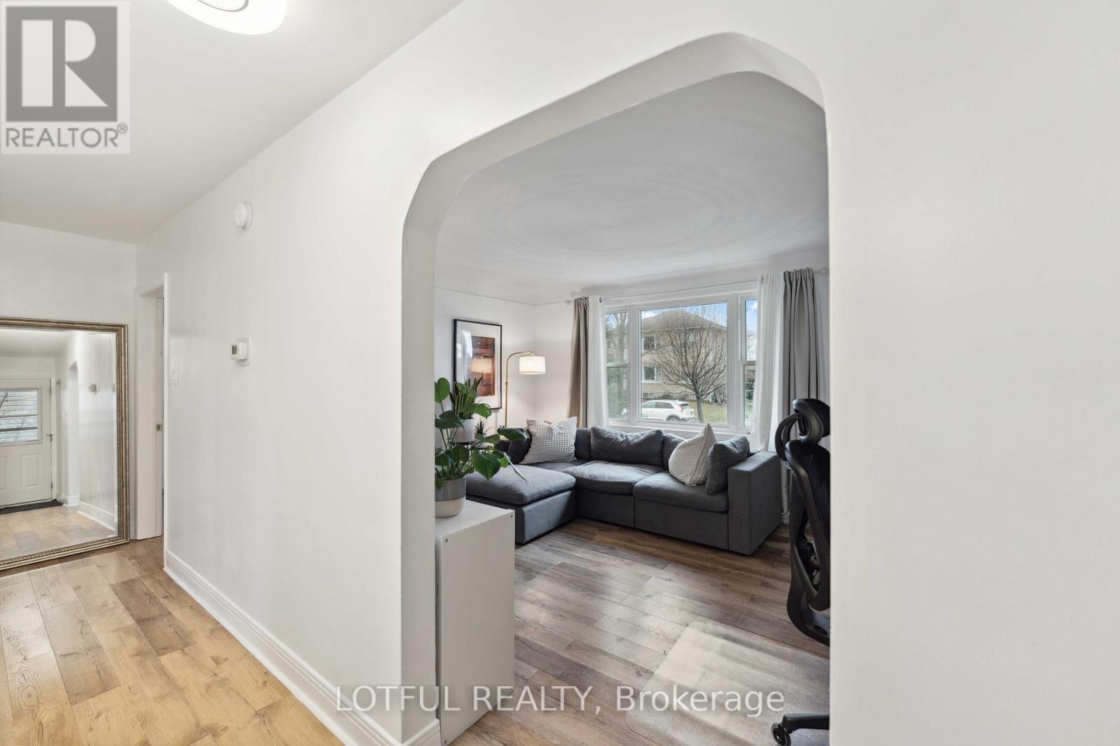 A - 2427 Chasseur Avenue, Ottawa, Ontario  K1V 8E5 - Photo 7 - X12149241