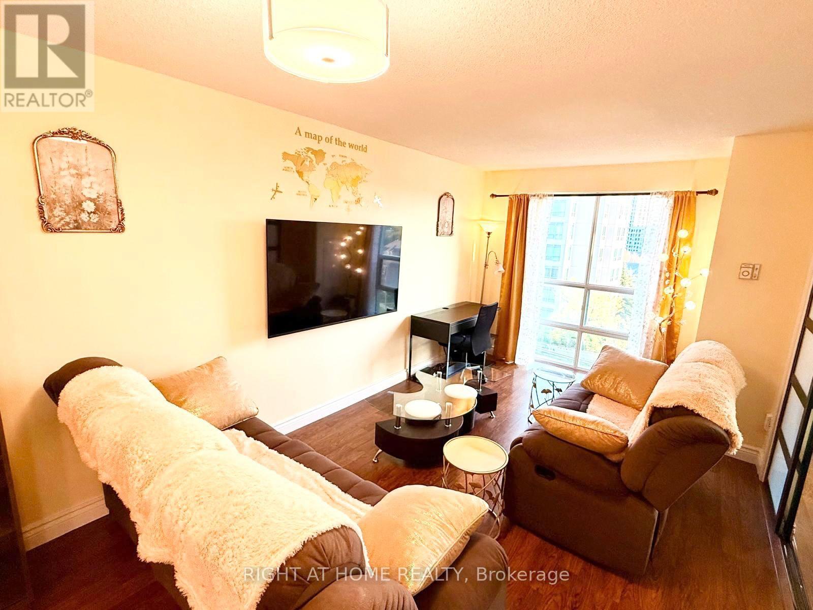 512 - 3 Ellesmere Street, Richmond Hill, Ontario  L4B 4N2 - Photo 11 - N12148623