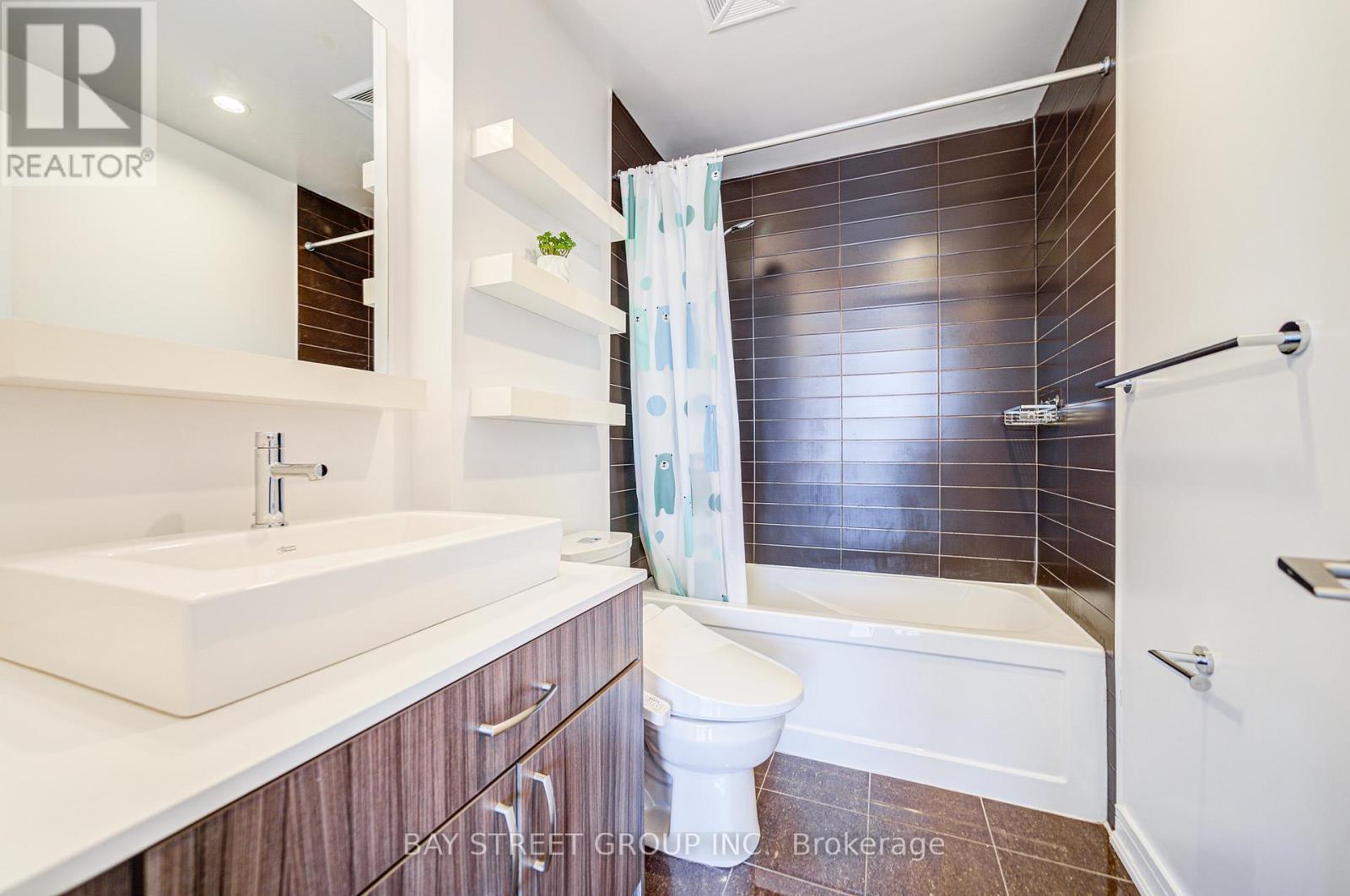 Ne1002 - 9205 Yonge Street, Richmond Hill, Ontario  L4C 1V5 - Photo 23 - N12149206