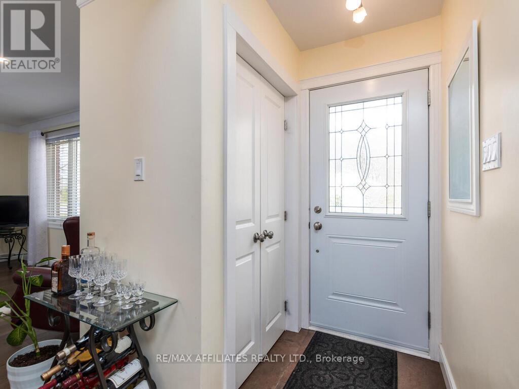 Property at 1941 HAIG DRIVE image 3