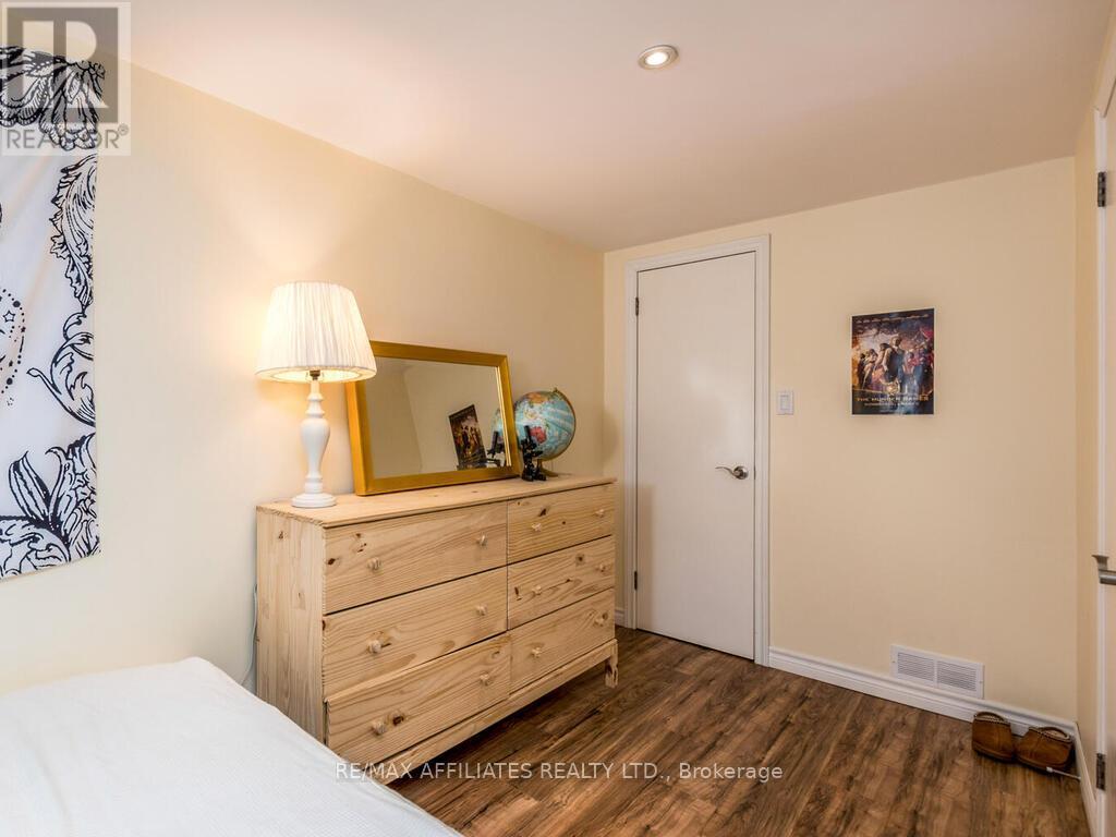1941 Haig Drive, Ottawa, Ontario  K1G 2J9 - Photo 30 - X12097348