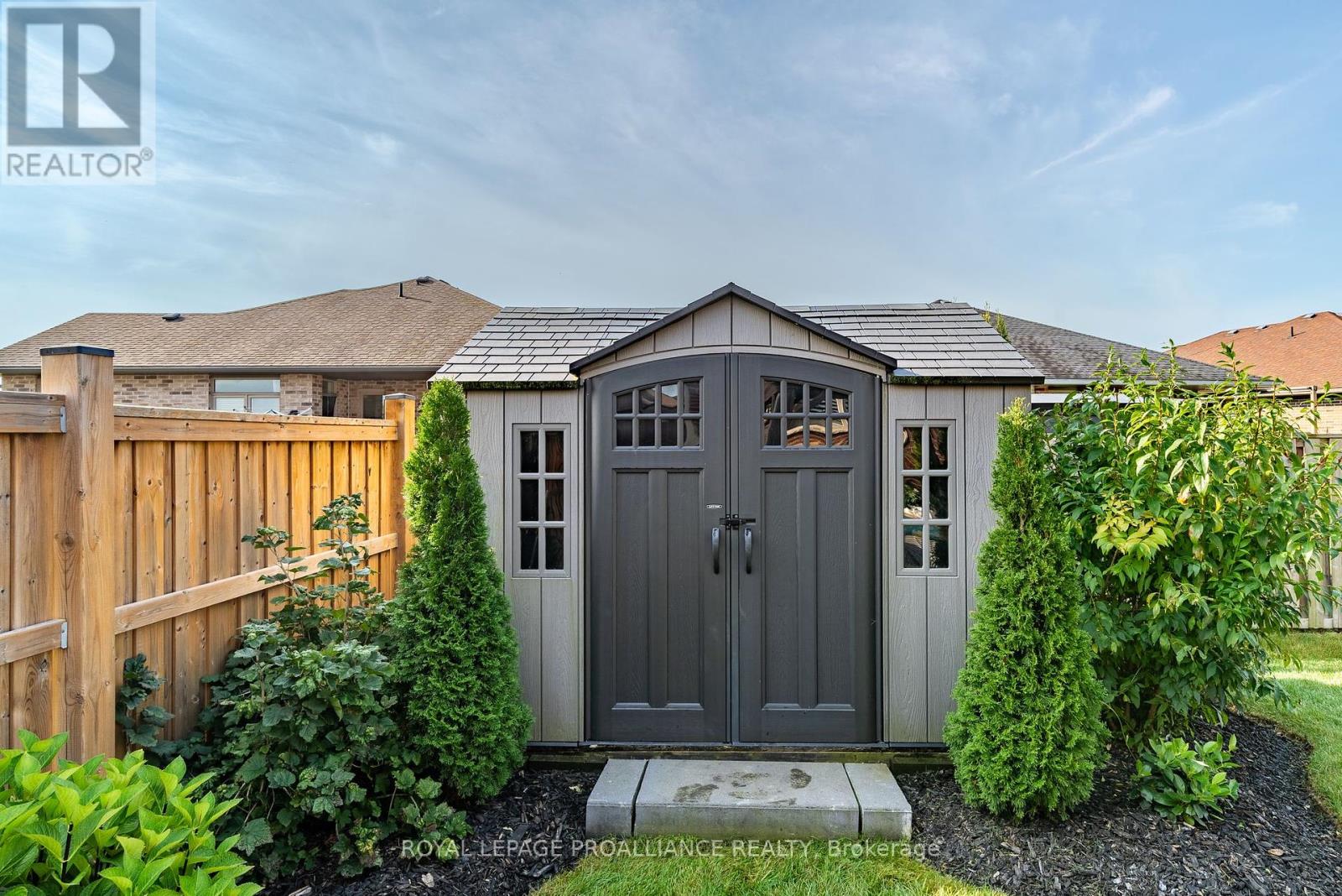 73 Hummingbird Drive, Belleville (Thurlow Ward), Ontario  K8N 0H2 - Photo 46 - X12149224