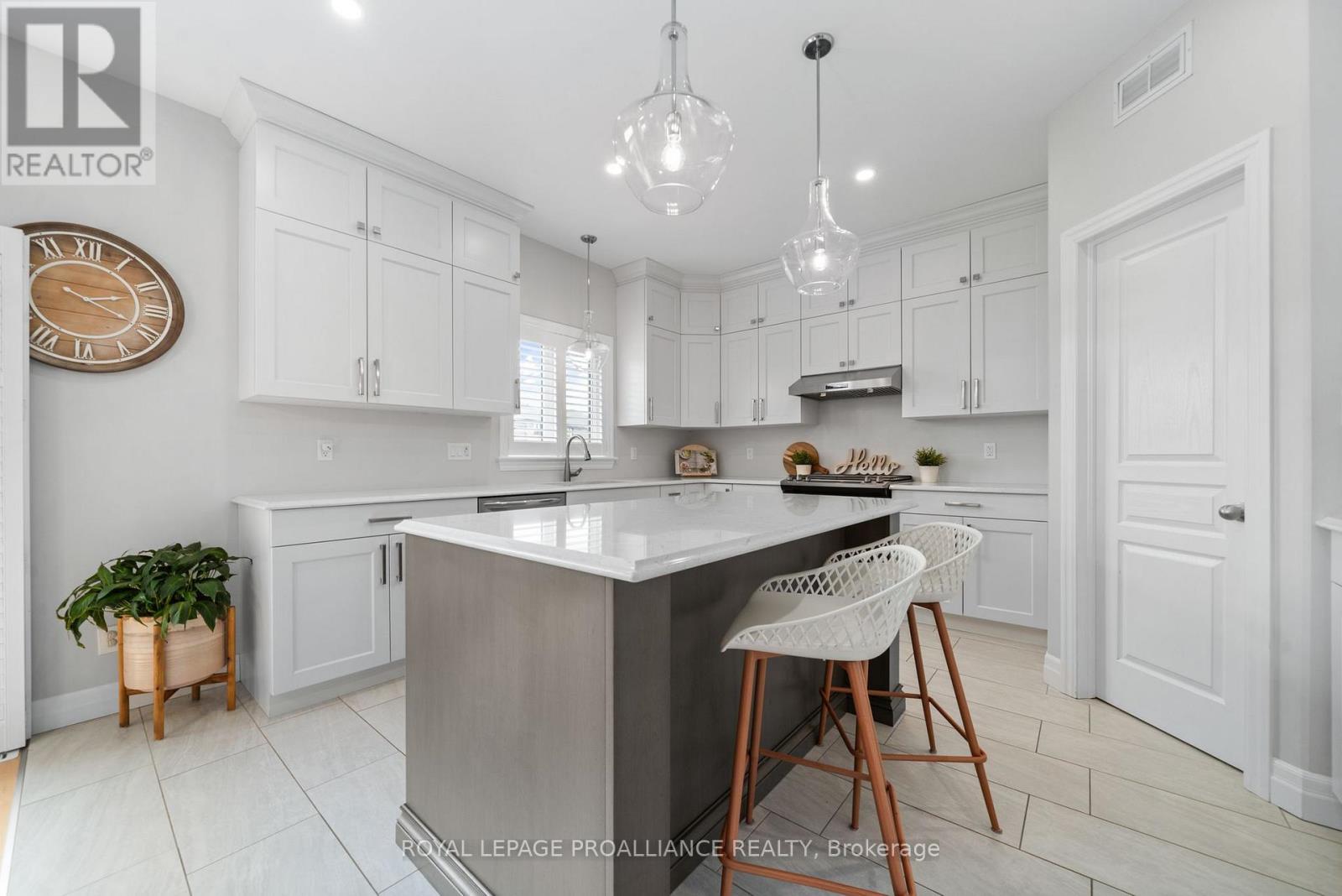 73 Hummingbird Drive, Belleville, Ontario  K8N 0H2 - Photo 6 - X12149224