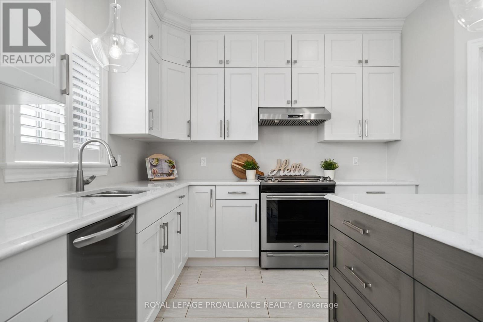 73 Hummingbird Drive, Belleville, Ontario  K8N 0H2 - Photo 8 - X12149224