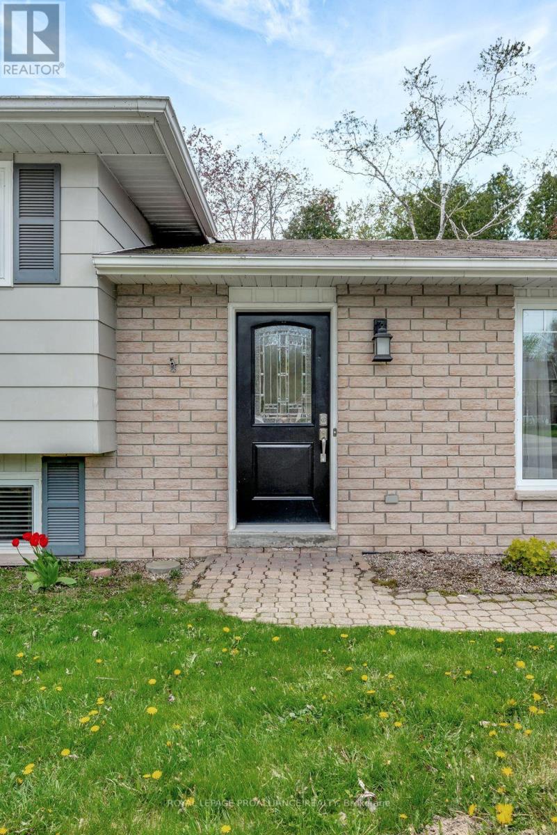 Property at 188 PRINCE EDWARD STREET image 2