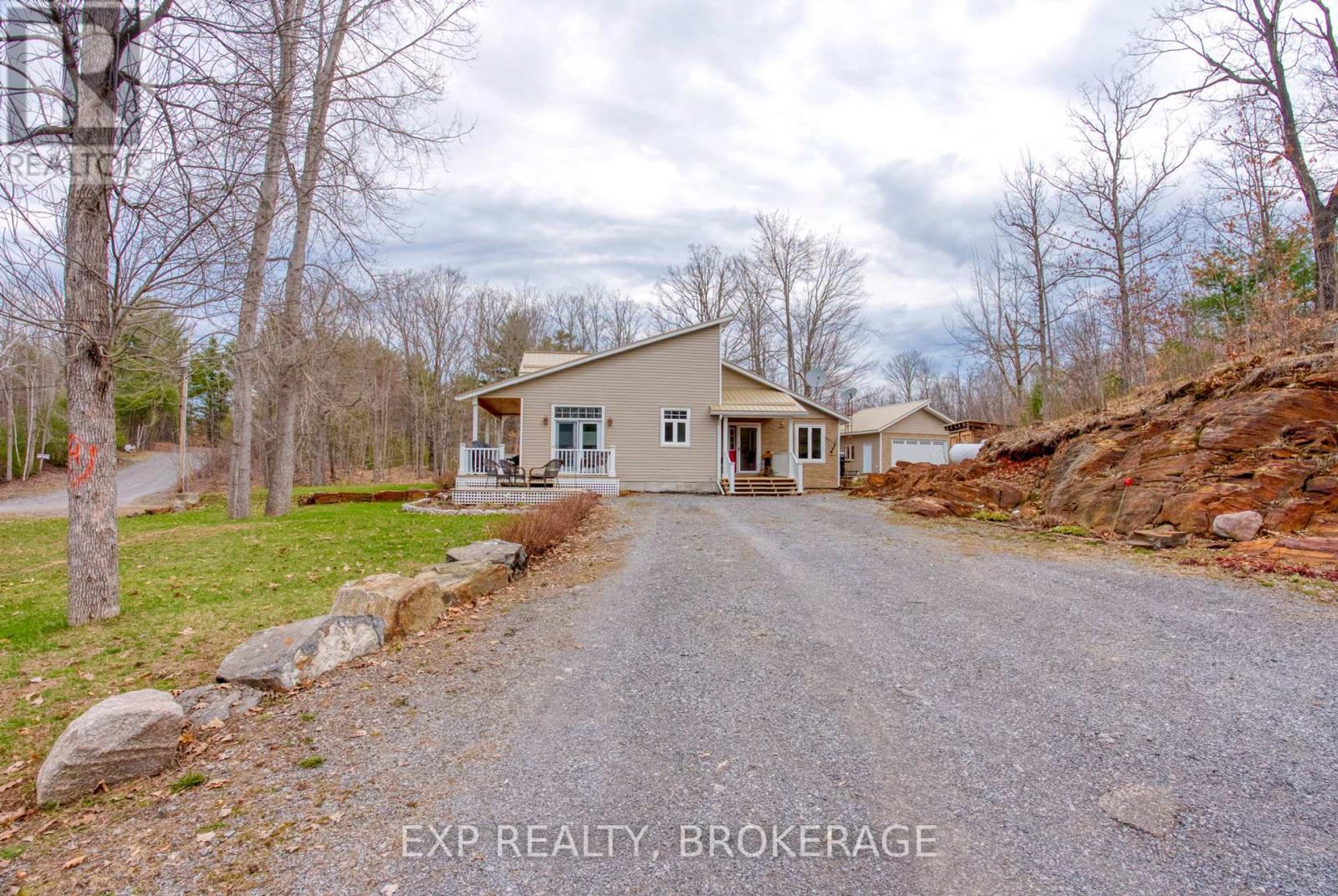 173 Castle Rock Lane, Stone Mills, Ontario  K0K 3G0 - Photo 2 - X12117875