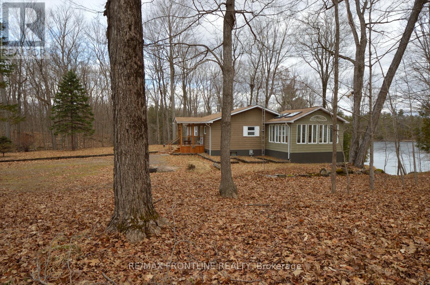 436 Miners Point, Tay Valley, Ontario  K7H 3C5 - Photo 31 - X12060099