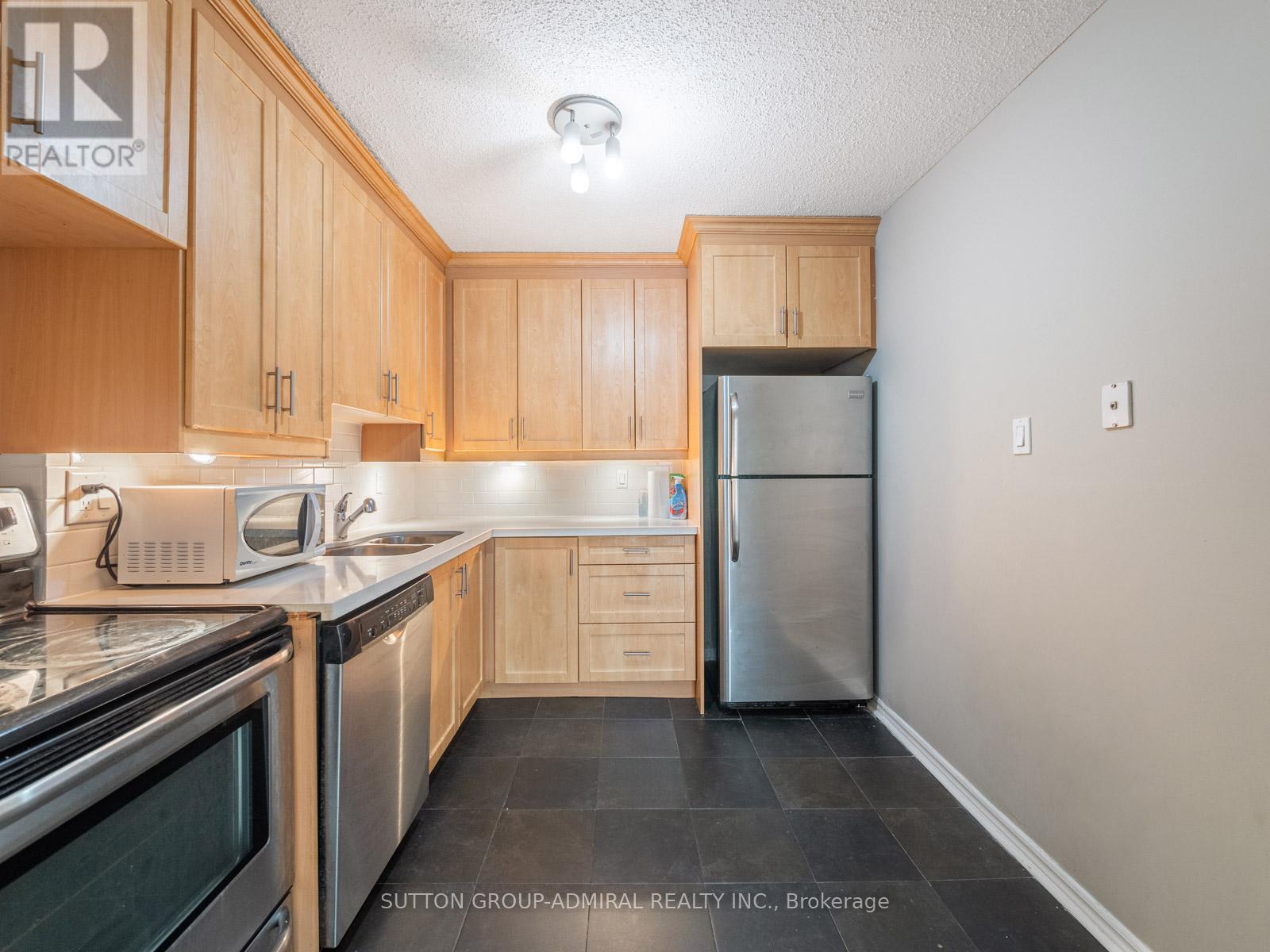 302 - 212 St George Street, Toronto, Ontario  M5R 2N5 - Photo 10 - C12149243