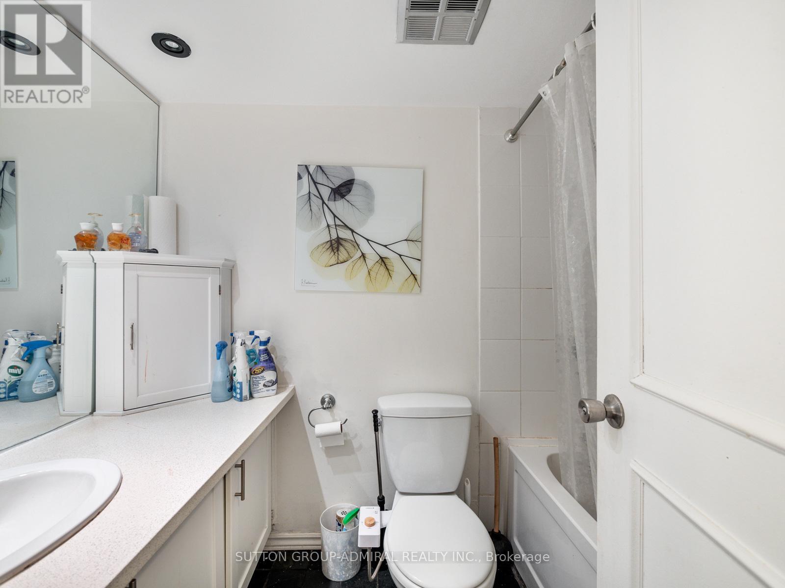 302 - 212 St George Street, Toronto, Ontario  M5R 2N5 - Photo 14 - C12149243