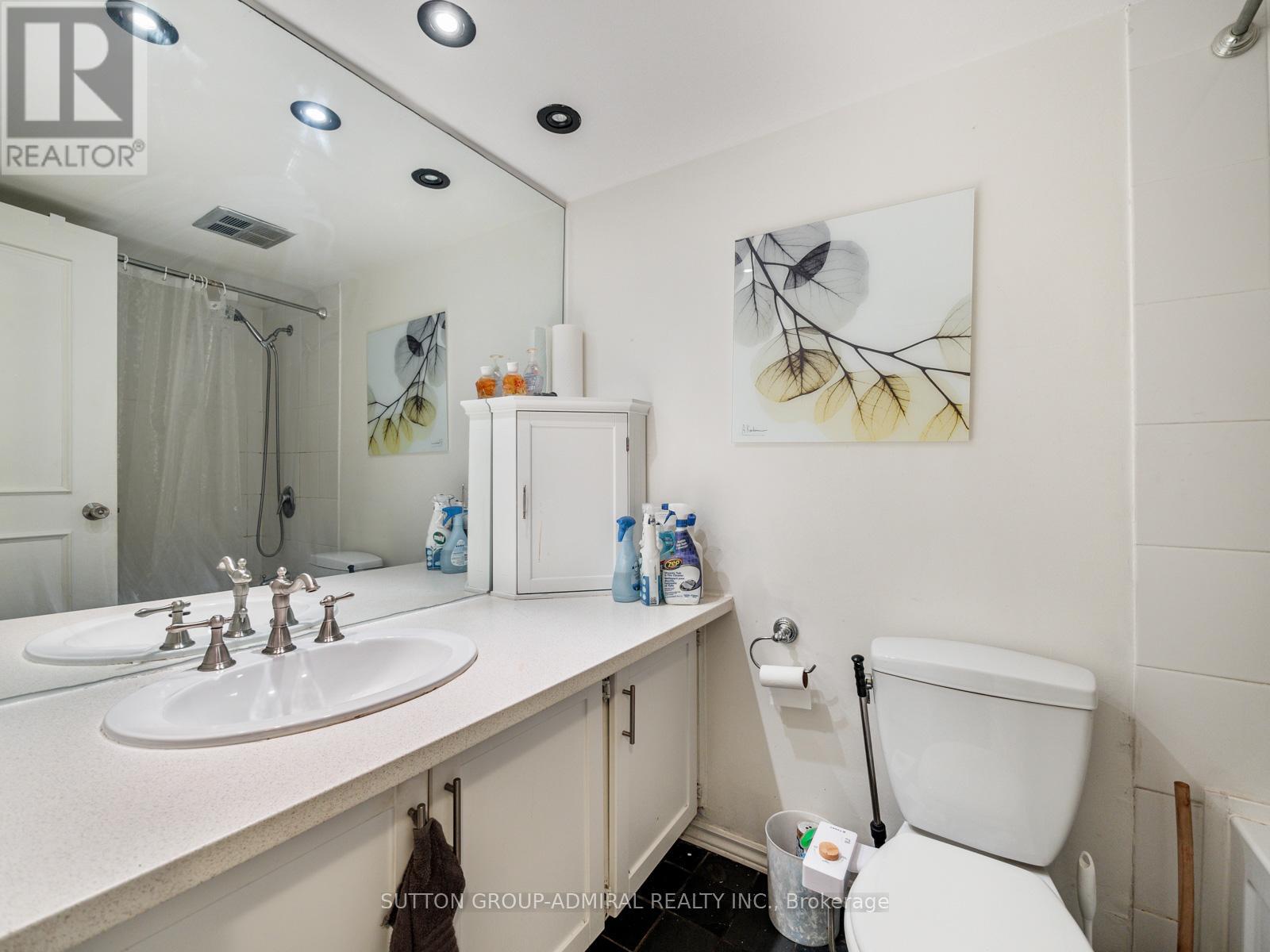 302 - 212 St George Street, Toronto, Ontario  M5R 2N5 - Photo 15 - C12149243