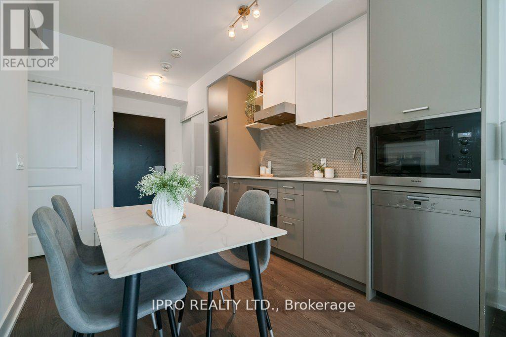 1205 - 11 Lillian Street, Toronto, Ontario  M4S 0C3 - Photo 12 - C12149244