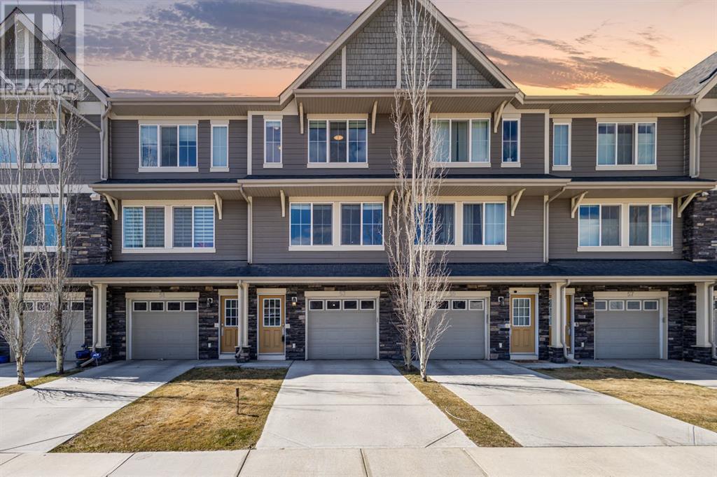 Property at 53 Kinlea Way NW image 2