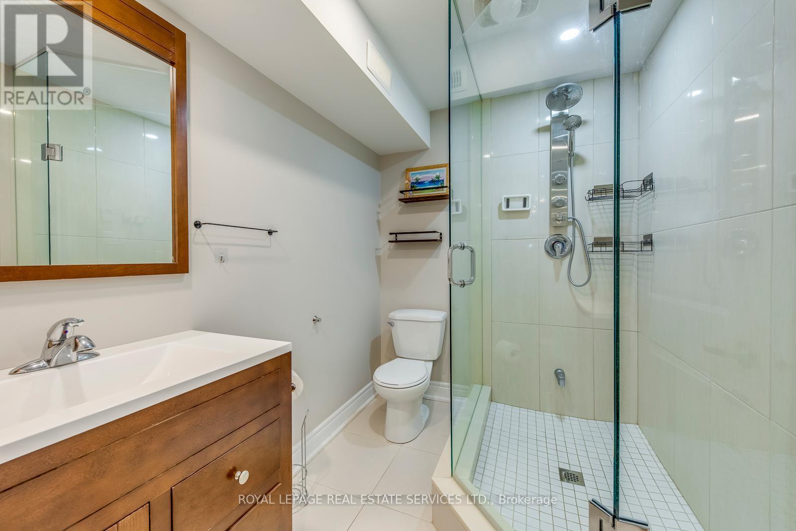 5927 Pagosa Court, Mississauga, Ontario  L5M 2M8 - Photo 27 - W12148815