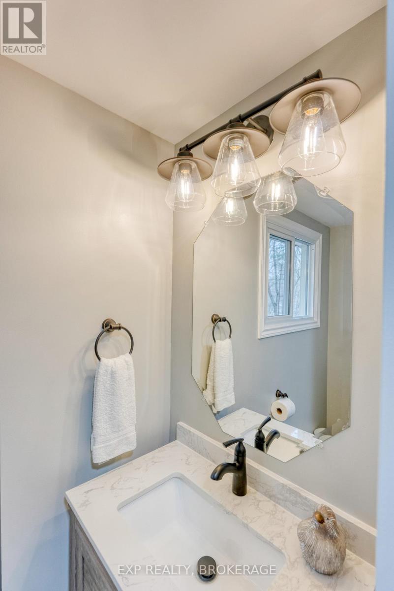 1040 Turner Way, Central Frontenac, Ontario  K0H 1B0 - Photo 32 - X12117880