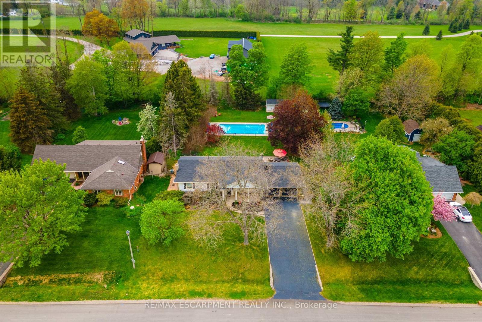 Property at 13 WOODEND DRIVE image 2