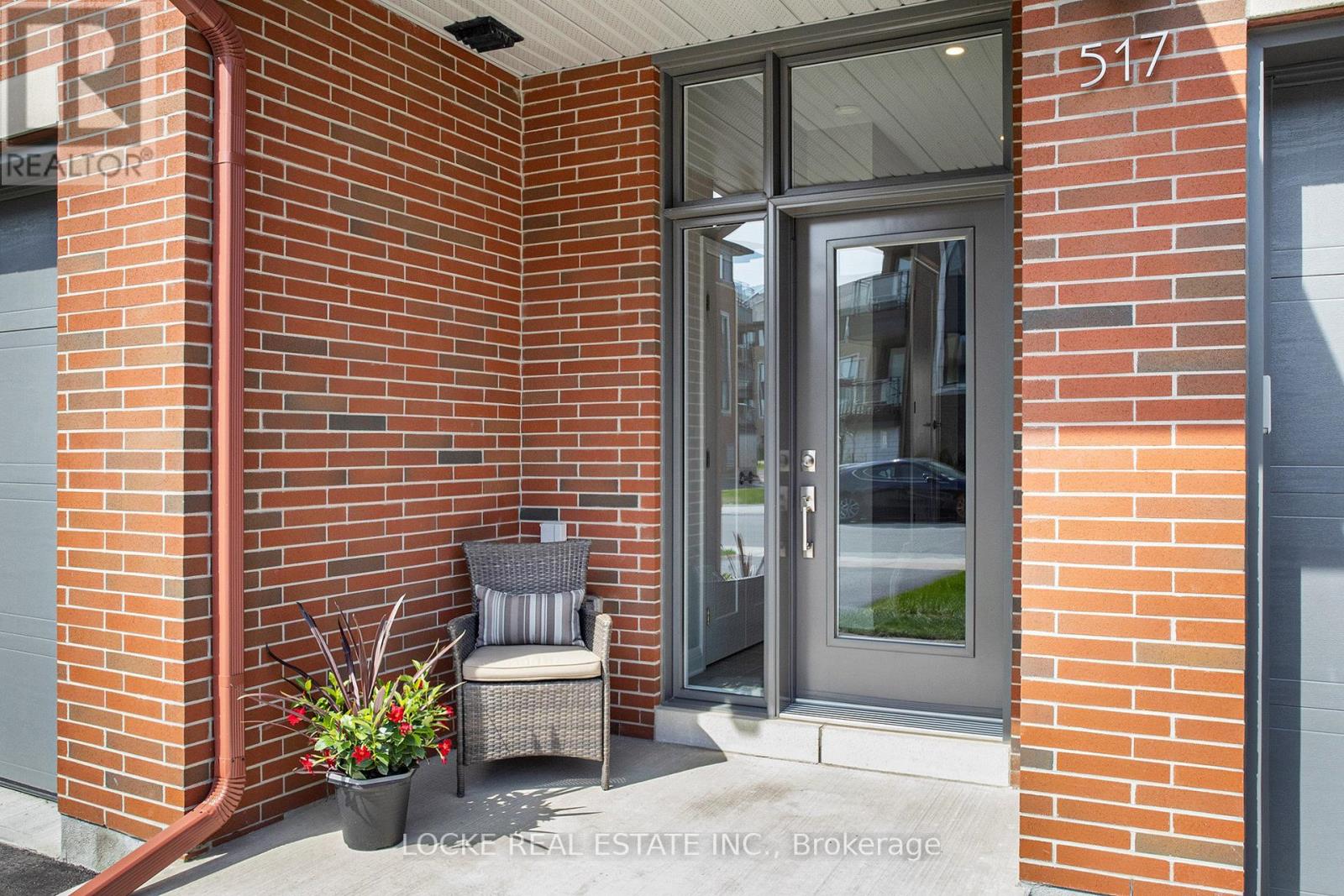 Property at 517 PIMIWIDON STREET image 2