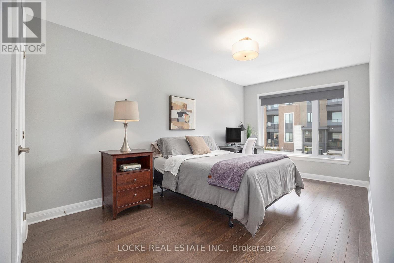 517 Pimiwidon Street, Ottawa, Ontario  K1K 5A1 - Photo 27 - X12149265