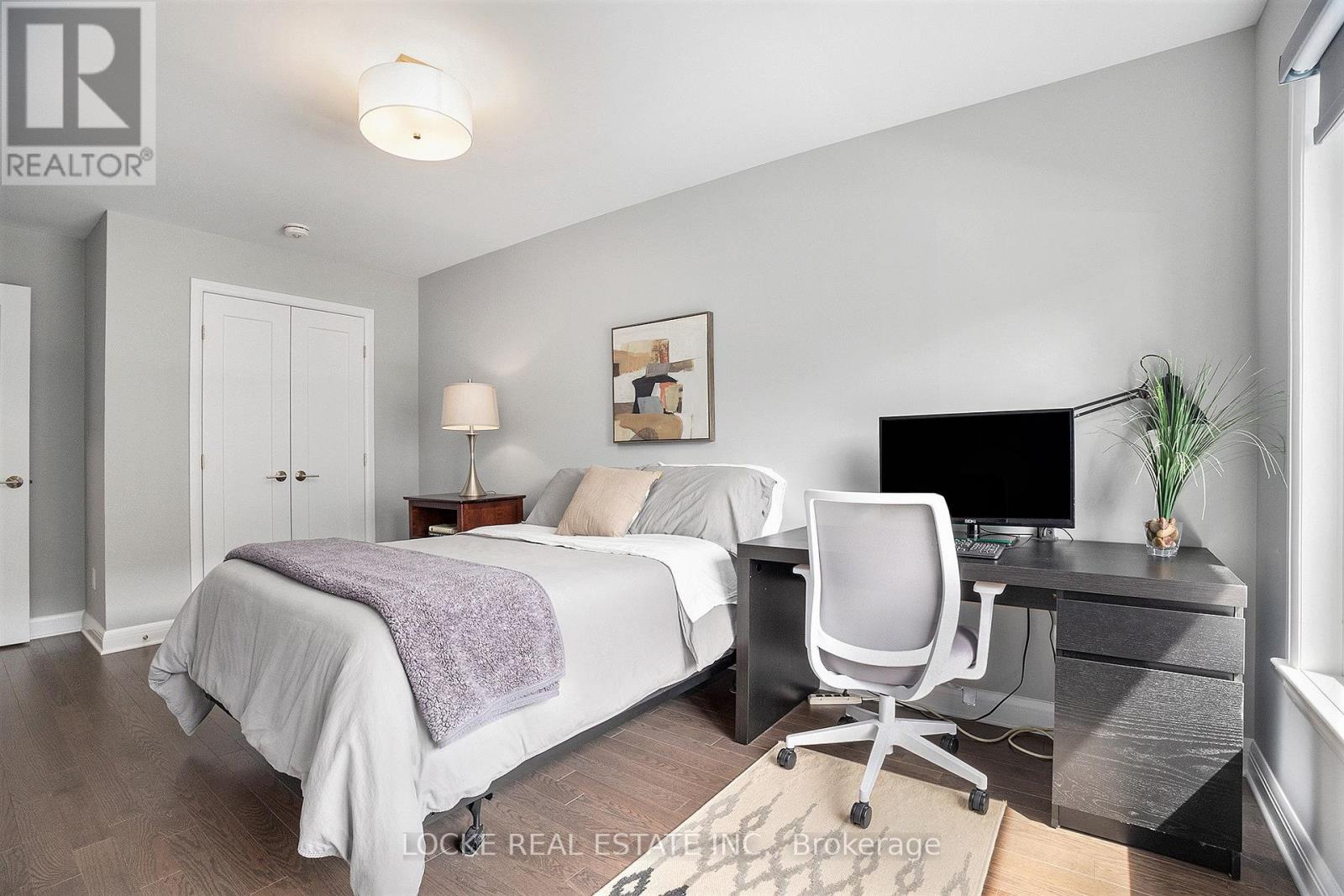 517 Pimiwidon Street, Ottawa, Ontario  K1K 5A1 - Photo 29 - X12149265