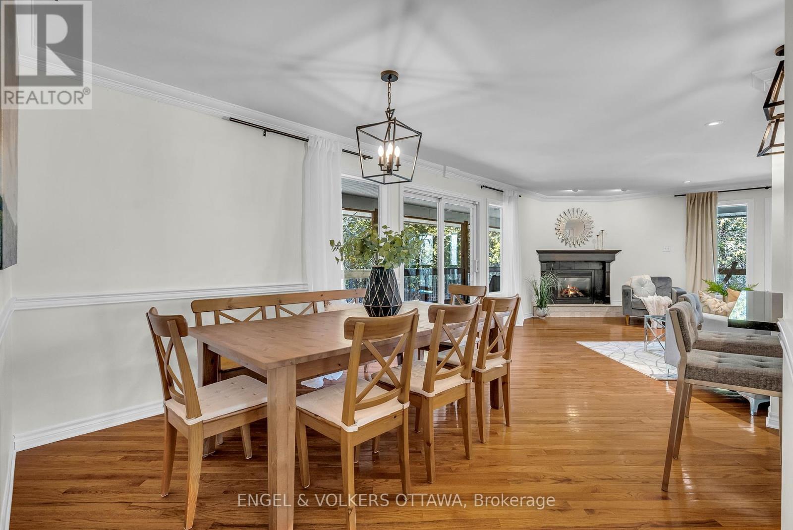 7359 Marcella Drive, Ottawa, Ontario  K4P 1P7 - Photo 12 - X12149270