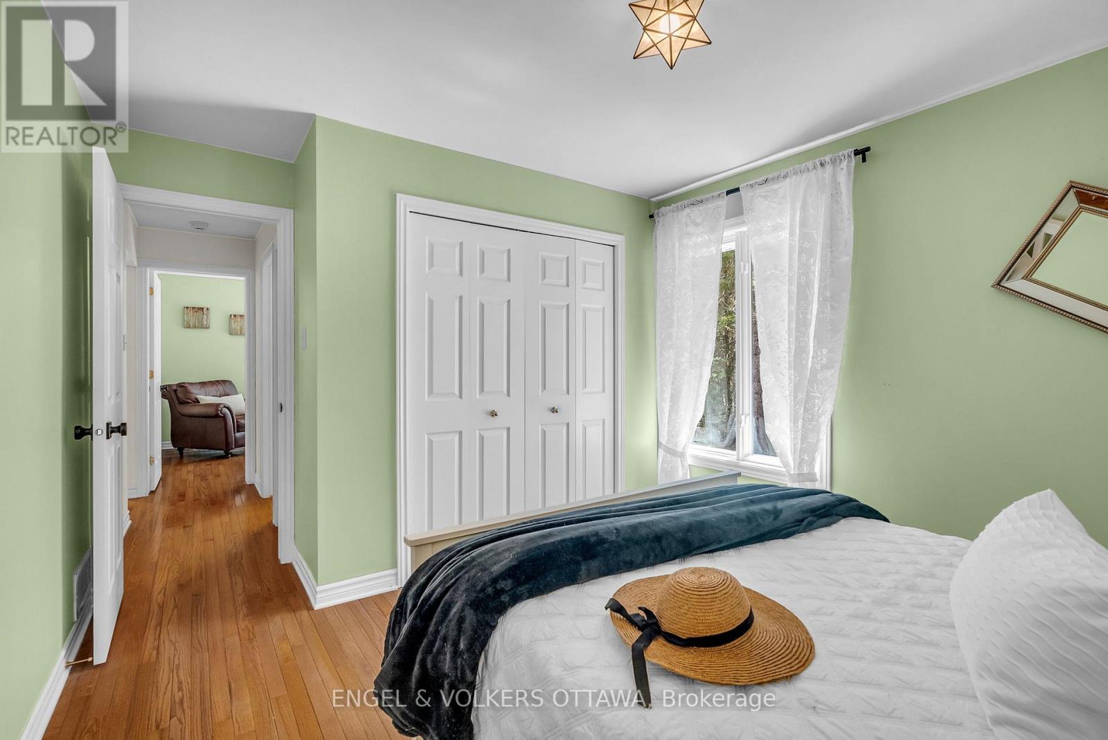 7359 Marcella Drive, Ottawa, Ontario  K4P 1P7 - Photo 21 - X12149270