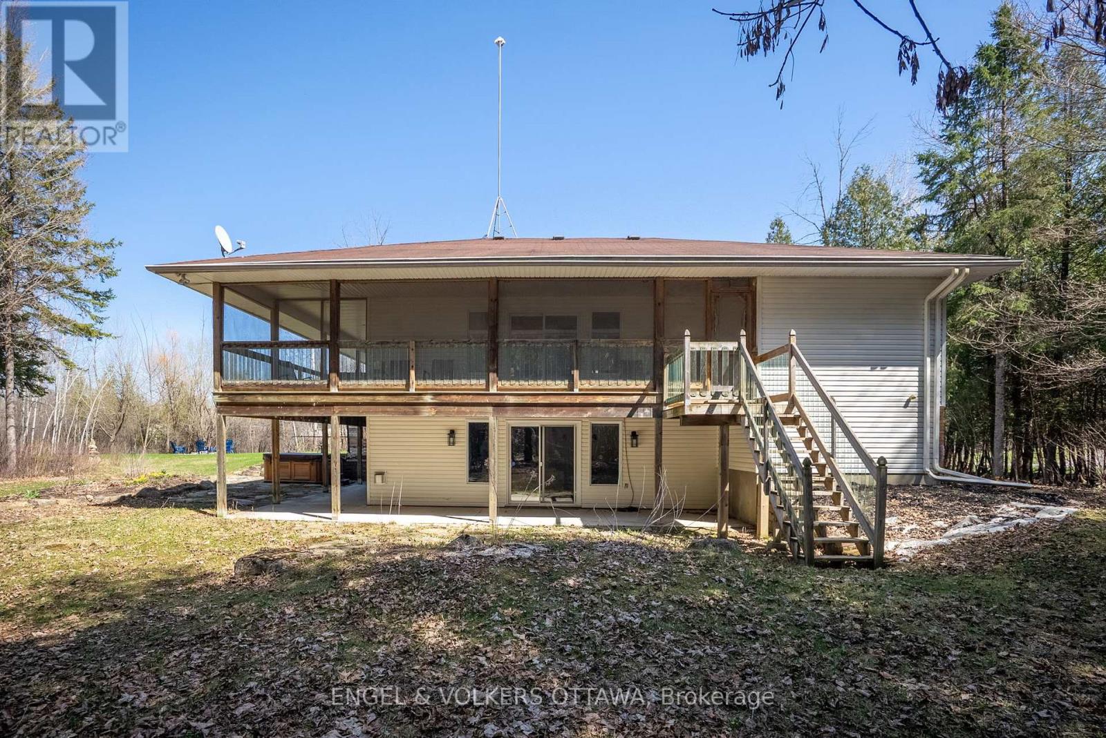 7359 Marcella Drive, Ottawa, Ontario  K4P 1P7 - Photo 37 - X12149270