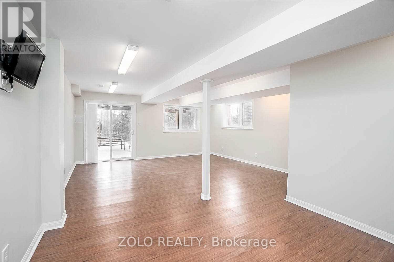 49 Collin Court, Richmond Hill, Ontario  L4E 0X6 - Photo 25 - N12125784
