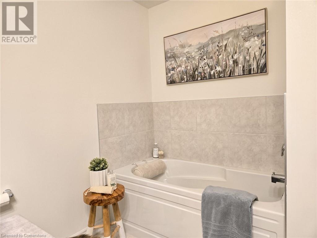305 W Garner Road W Unit# 118, Ancaster, Ontario  L9G 3K9 - Photo 14 - 40728814