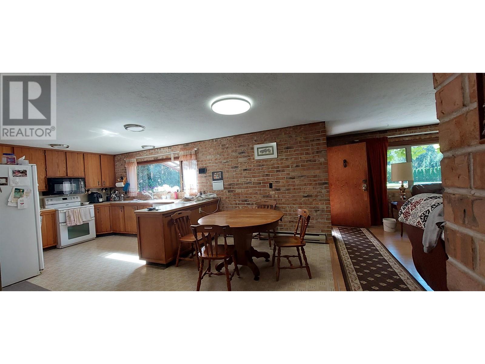 1166 Mackenzie Highway, Bella Coola, British Columbia  V0T 1C0 - Photo 16 - R3002945