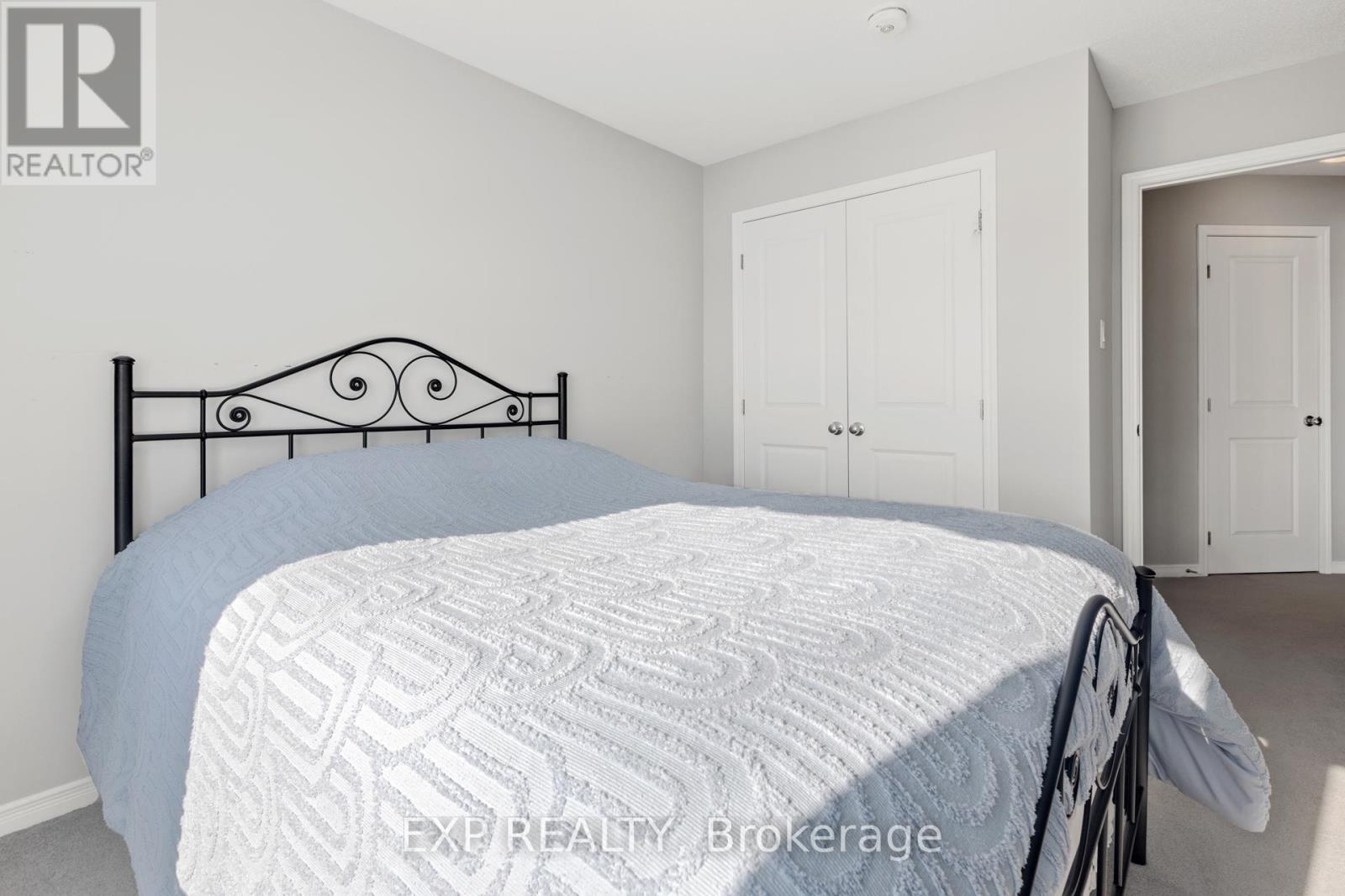 379 Cope Drive, Ottawa, Ontario  K2V 0P7 - Photo 22 - X12132880