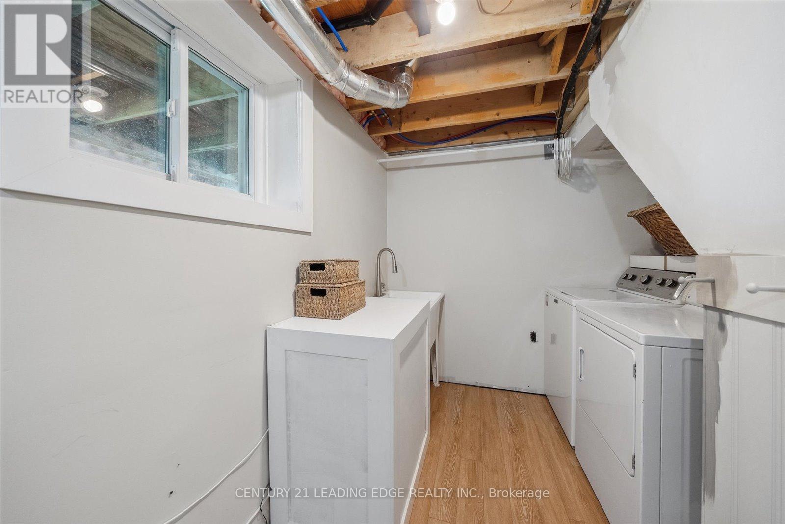 698 Lake Drive S, Georgina (Keswick South), Ontario  L4P 1V1 - Photo 24 - N12149257
