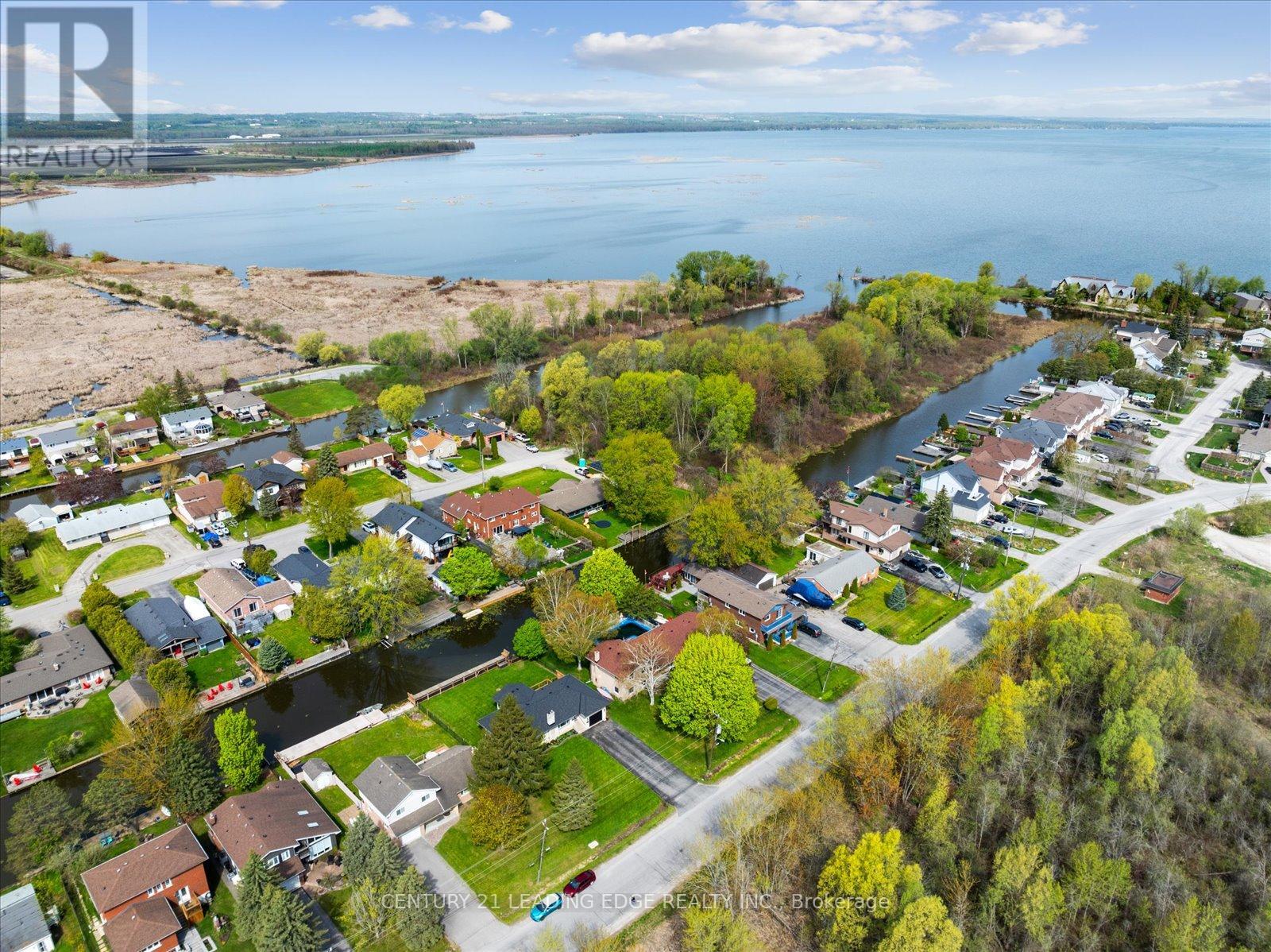 698 Lake Drive S, Georgina (Keswick South), Ontario  L4P 1V1 - Photo 47 - N12149257