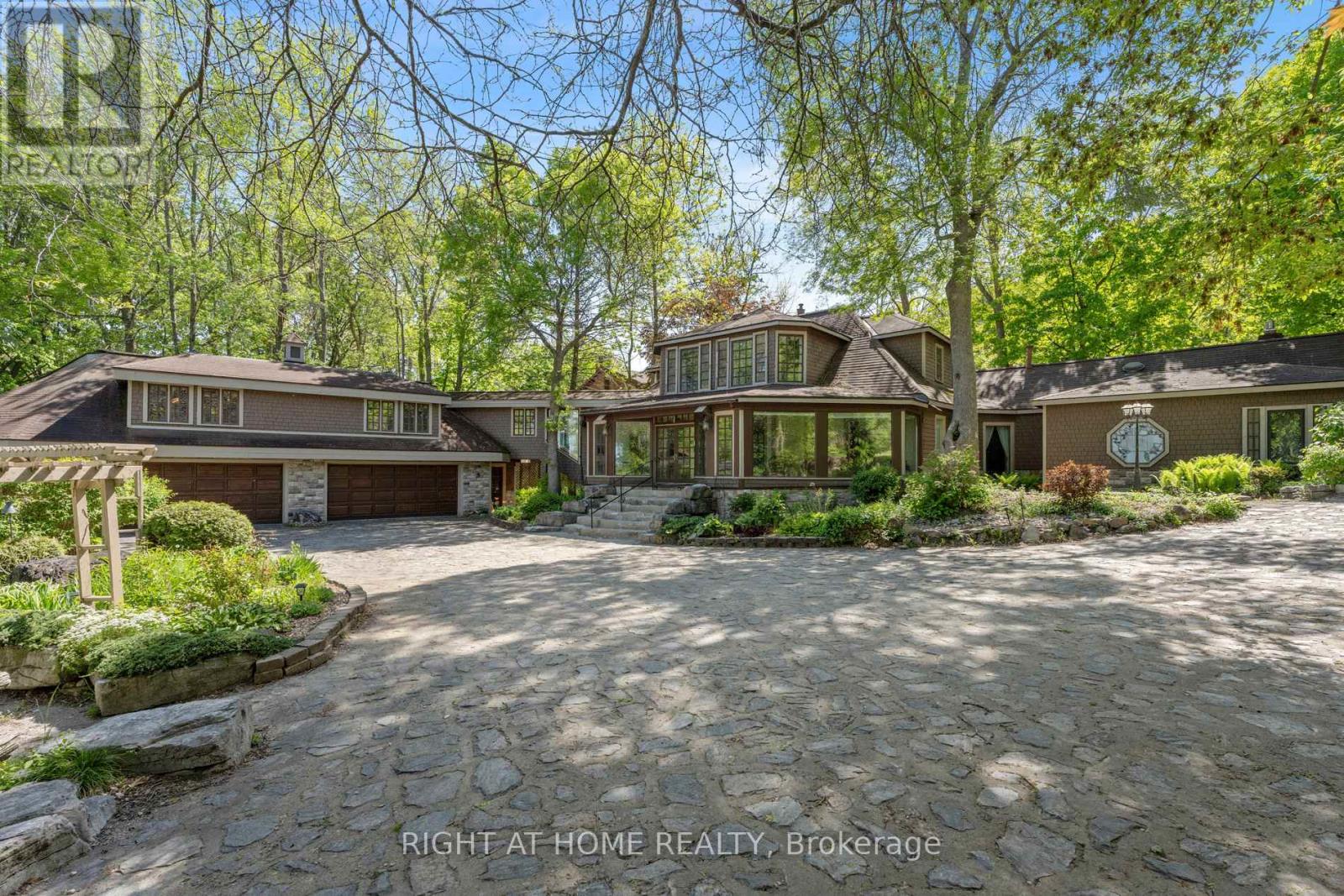 345 Brewery Lane, Orillia, Ontario  L3V 7H6 - Photo 1 - S12149263