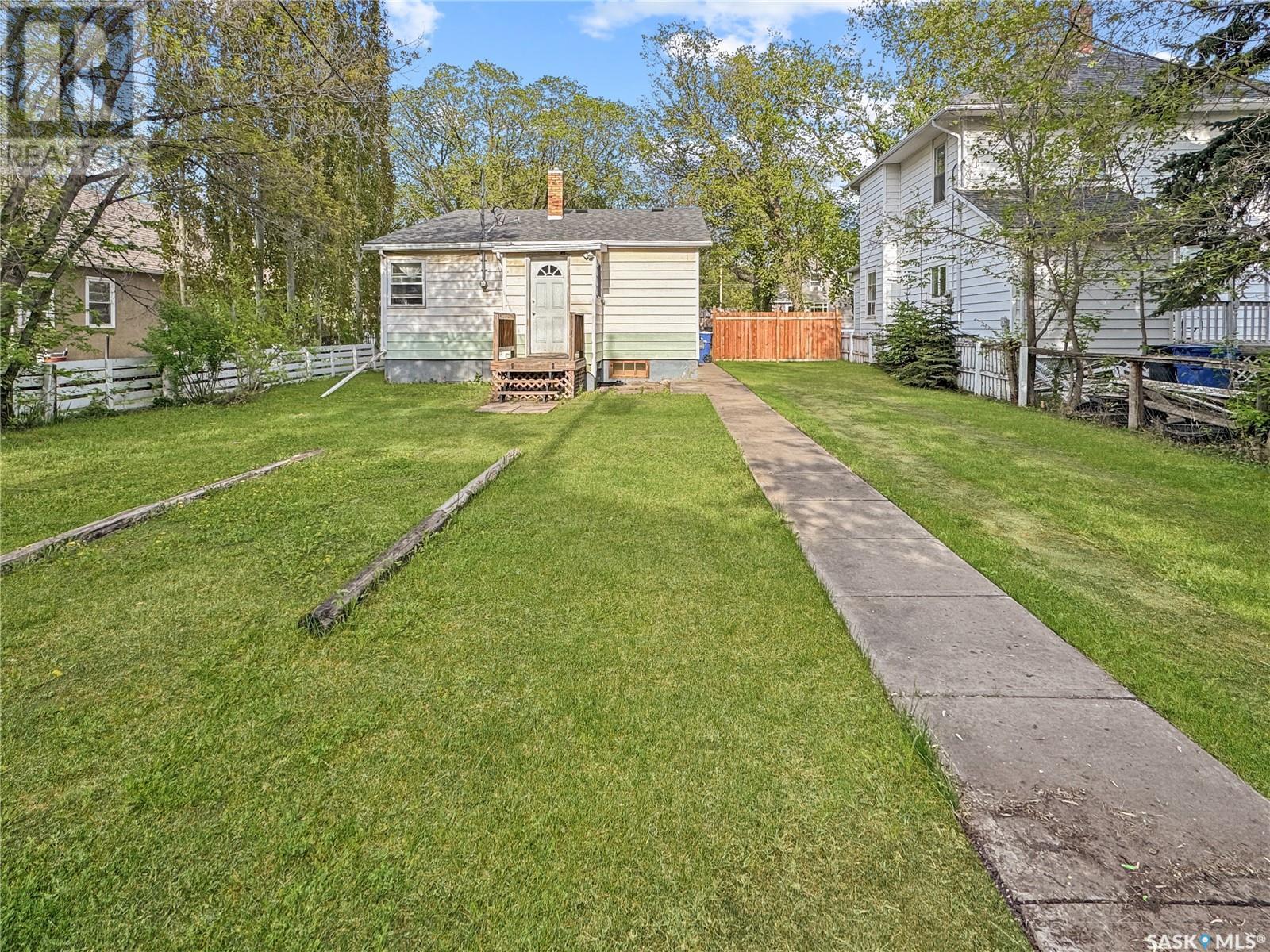 1441 103rd Street, North Battleford, Saskatchewan  S9A 1L2 - Photo 20 - SK992275