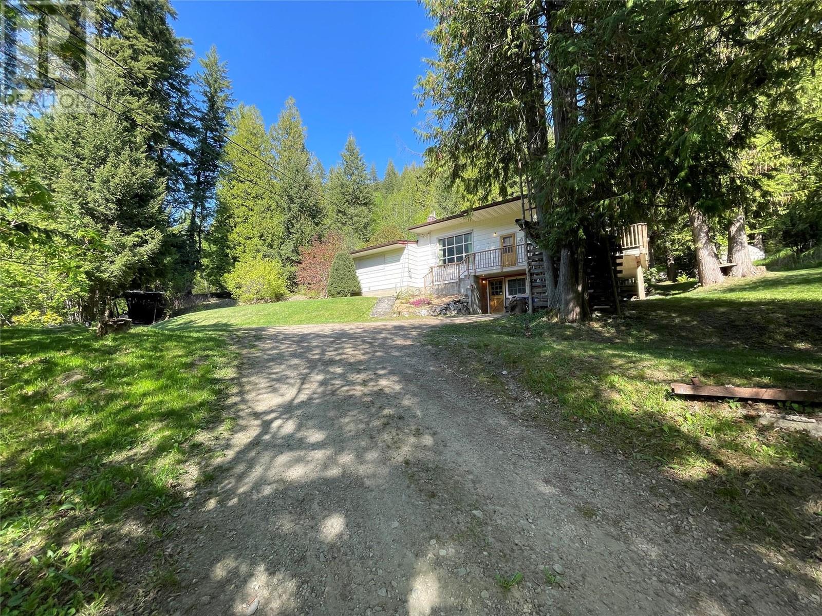 Property at 1706 Bealby Street image 2