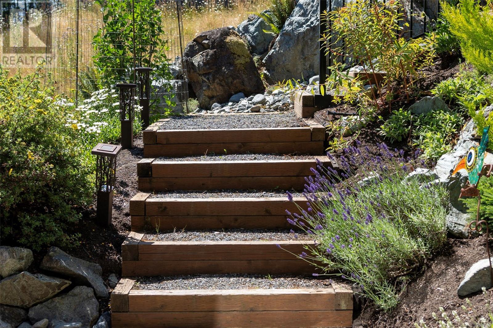 9535 Cabana Pl, Lake Cowichan, British Columbia  V0R 2G1 - Photo 50 - 988292