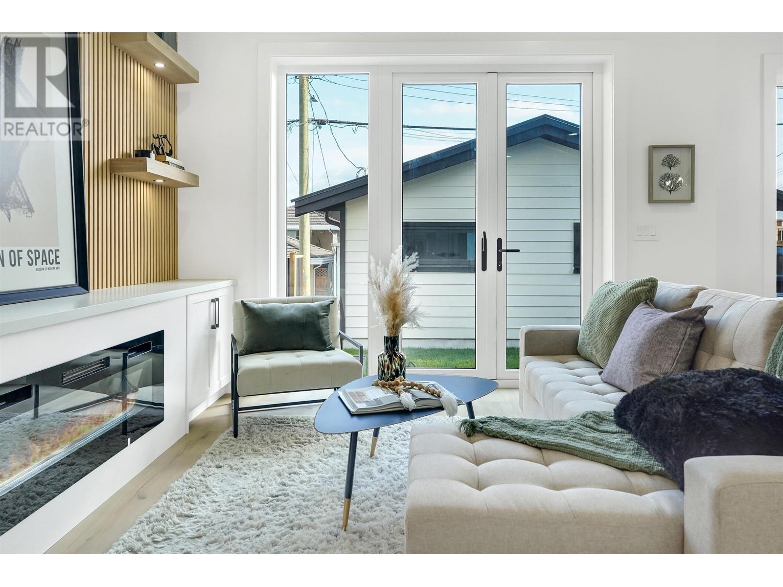 2 3216 Venables Street, Vancouver, British Columbia  V5K 2S6 - Photo 4 - R3002868