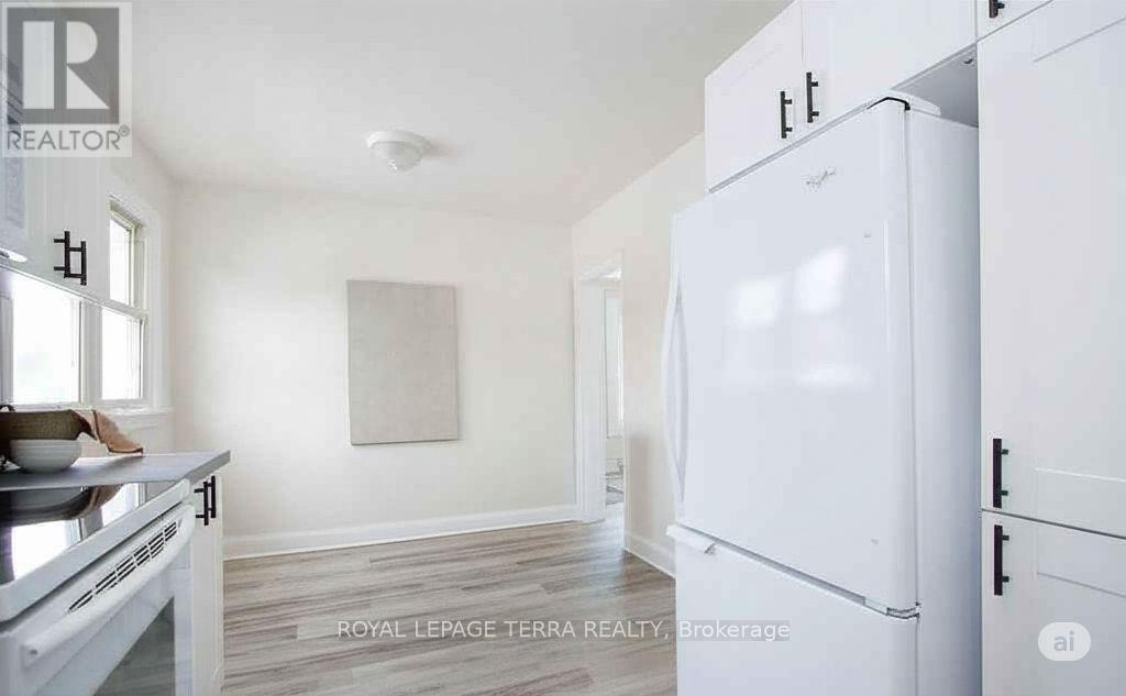 Main - 779 Whitman Crescent, Oshawa, Ontario  L1H 3L5 - Photo 4 - E12143361