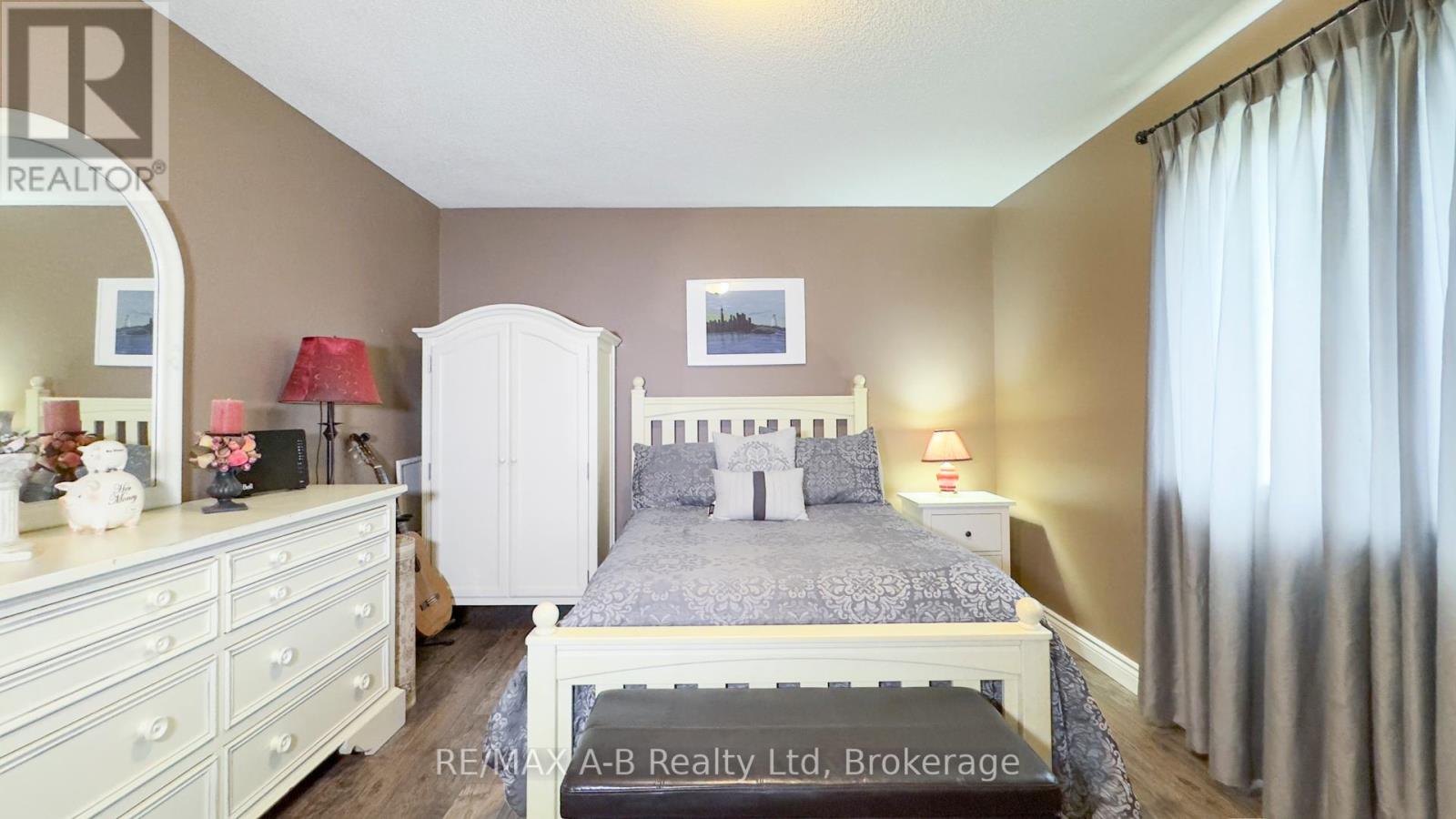 87 Napier Street, West Perth, Ontario  N0K 1N0 - Photo 26 - X12149298