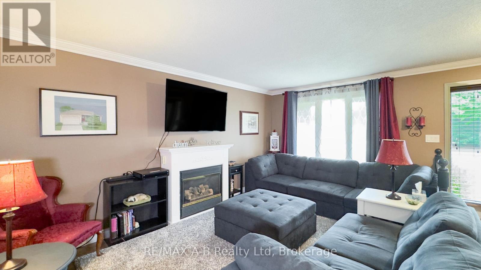 87 Napier Street, West Perth, Ontario  N0K 1N0 - Photo 8 - X12149298