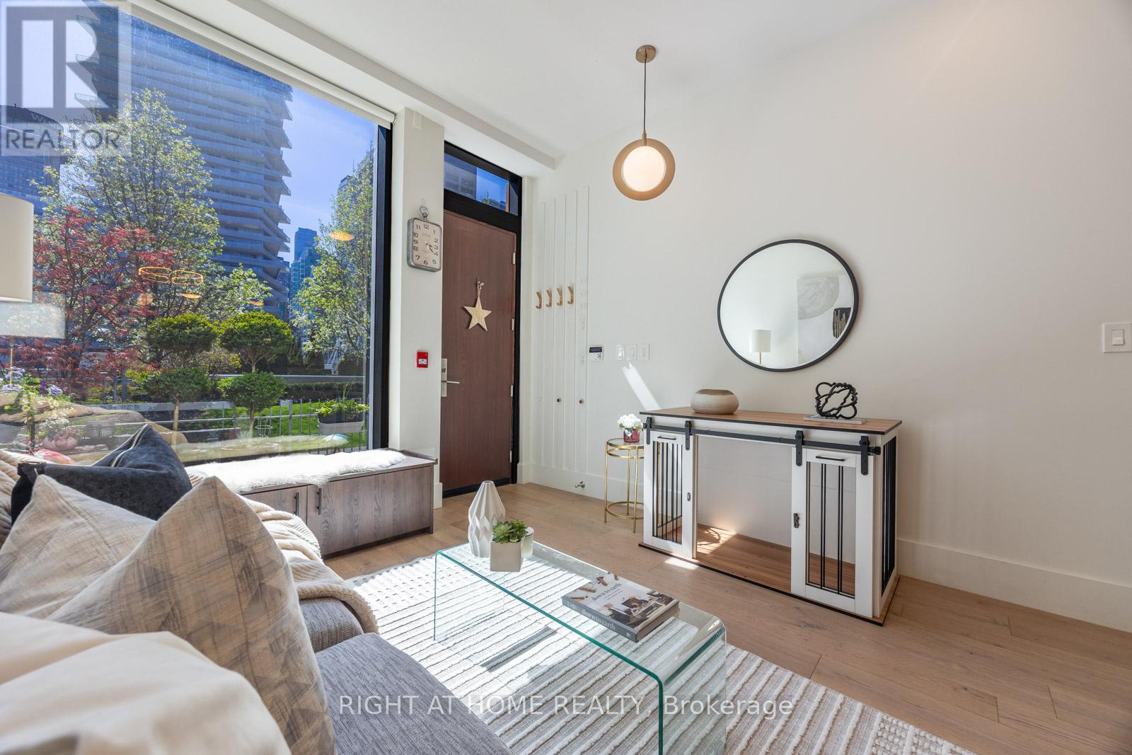 Property at 129 - 39 QUEENS QUAY E image 5