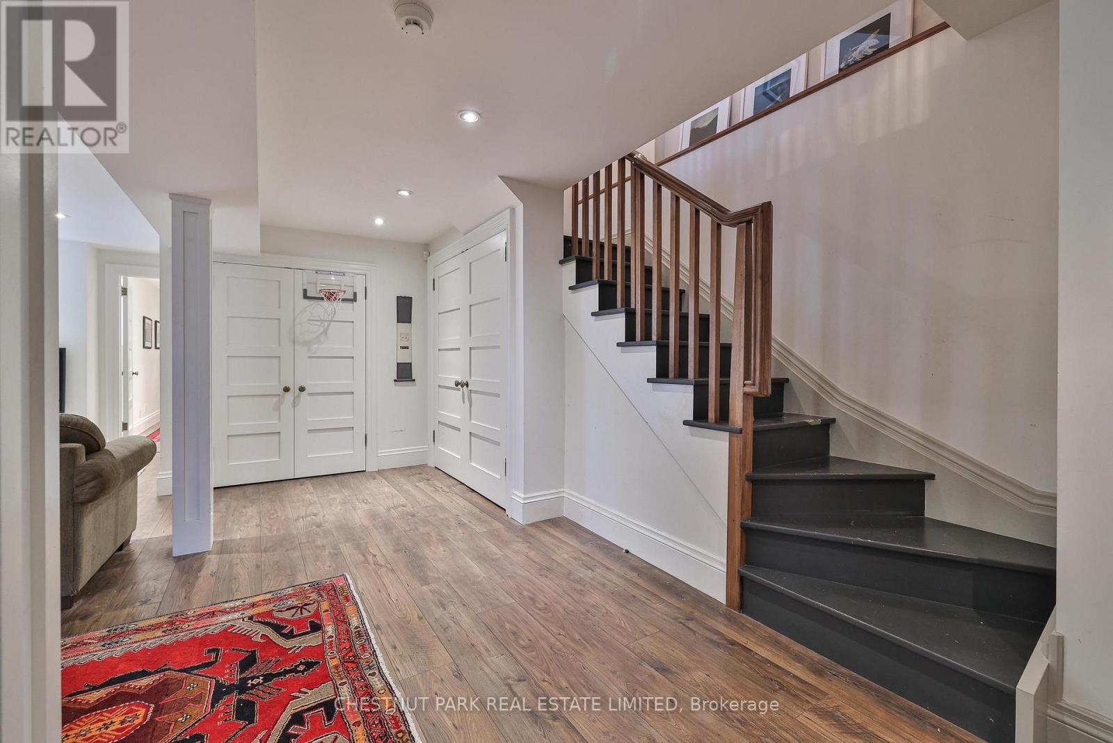 15 Mcmaster Avenue, Toronto, Ontario  M4V 1A8 - Photo 25 - C12149314